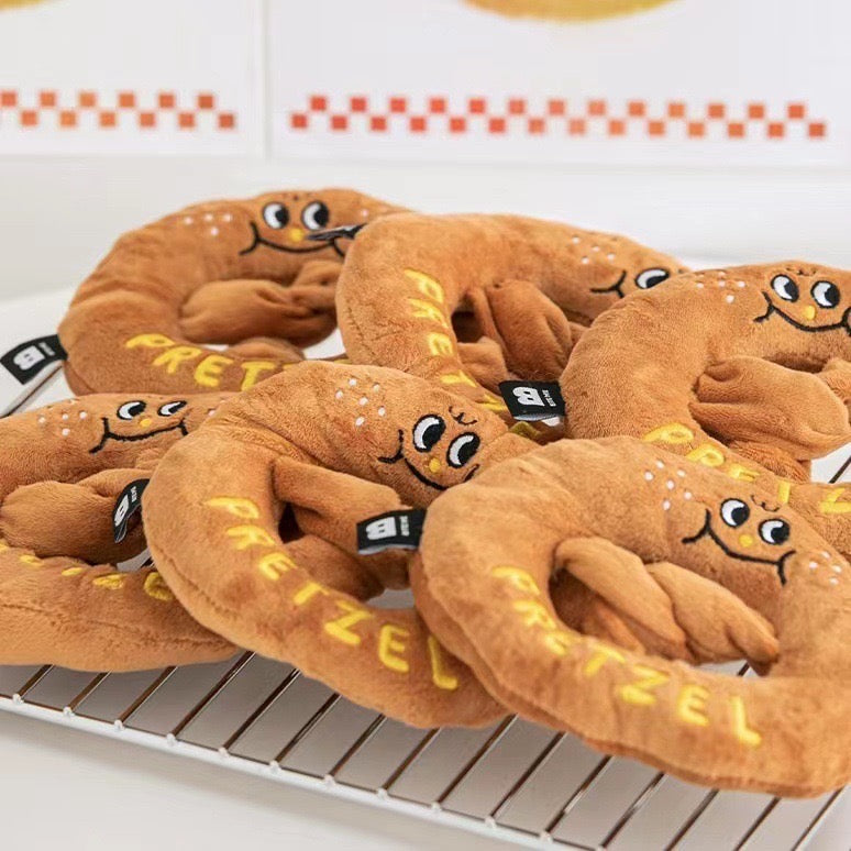 Pretzel | Bakery Cafe Dog Toy Collection
